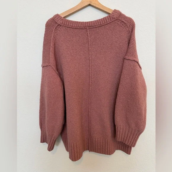 Free People oversized sweater, pink size medium/large - Picture 2 of 4